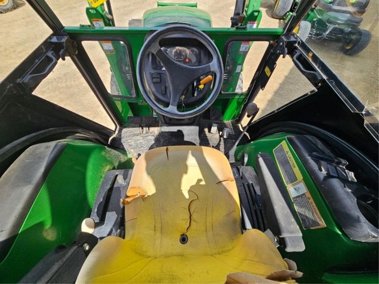 john-deere-4720-image-35