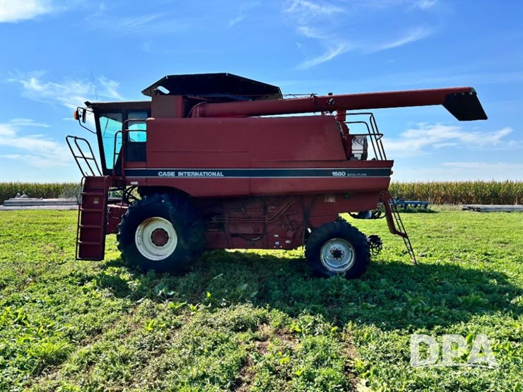 case-ih-1680-image-13
