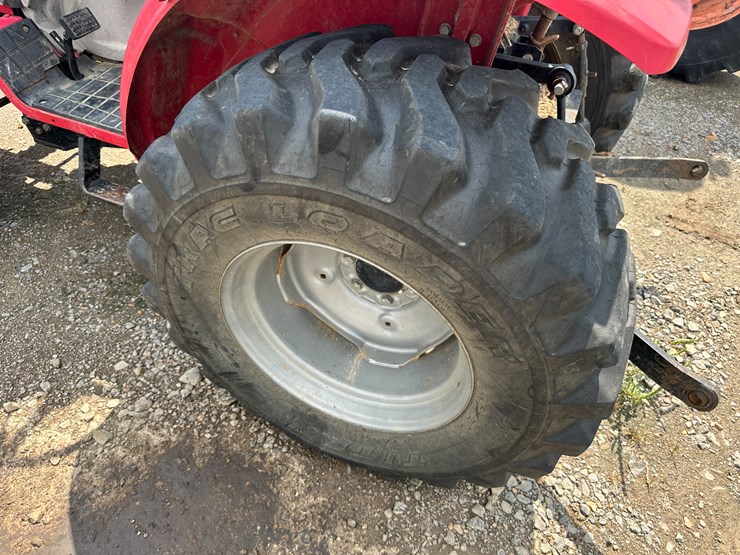 mahindra-1626-image-7