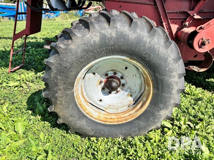 case-ih-1680-image-62