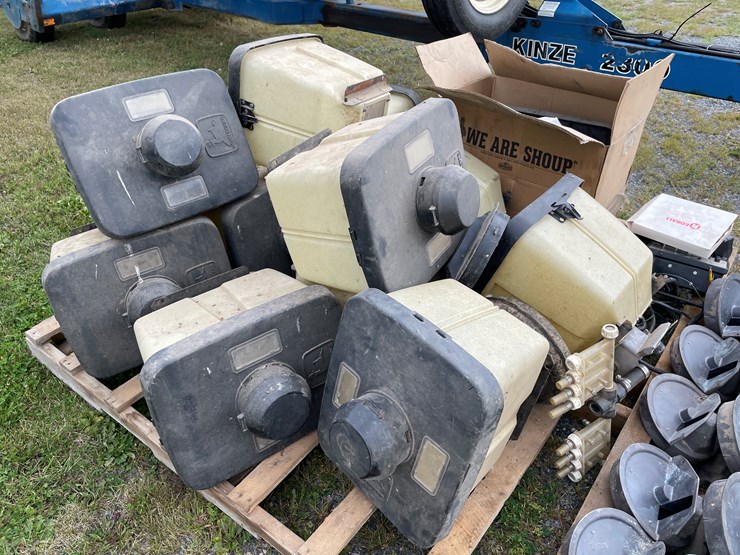 kinze-2300-image-53