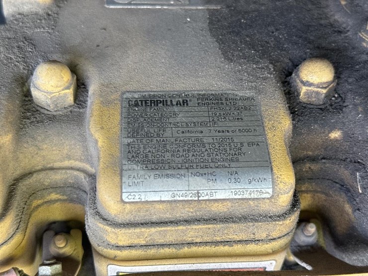 2016-caterpillar-c2.2-image-16