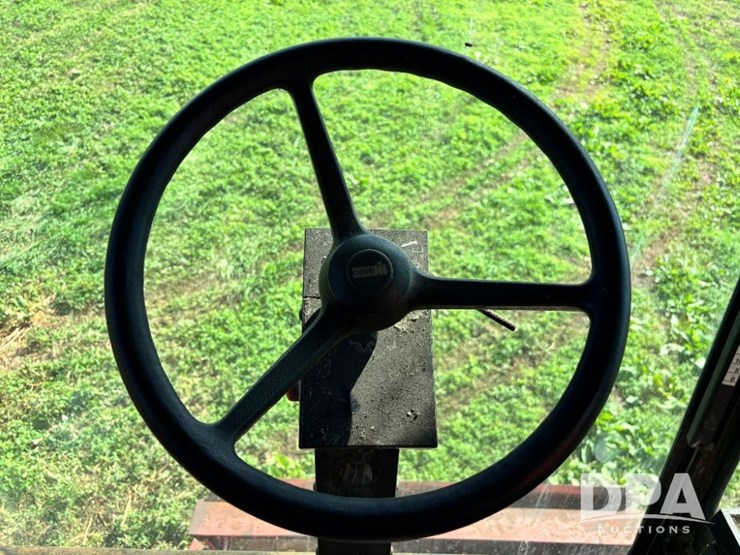 case-ih-1680-image-78