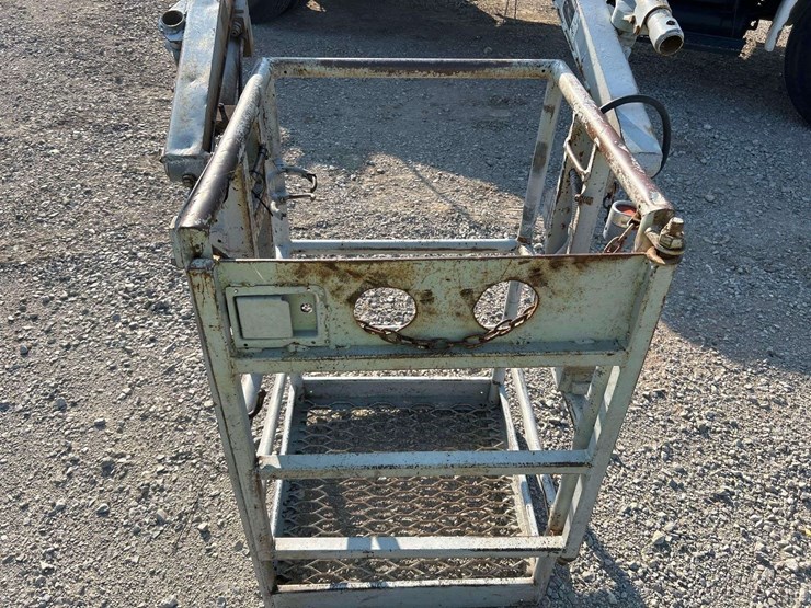 2005-international-durastar-4300-image-29