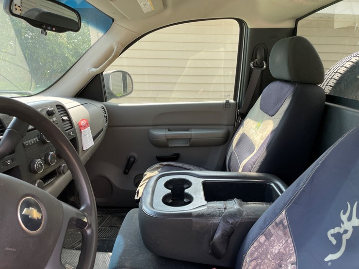 #7107-•-2007-chevy-silverado-4x4-(has-wi-title-in-delay)-image-8