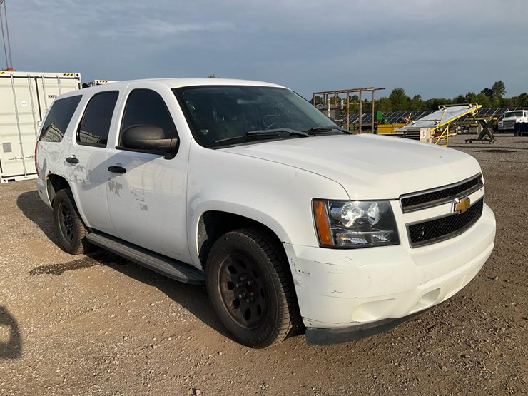 2013-chevrolet-tahoe-image-7