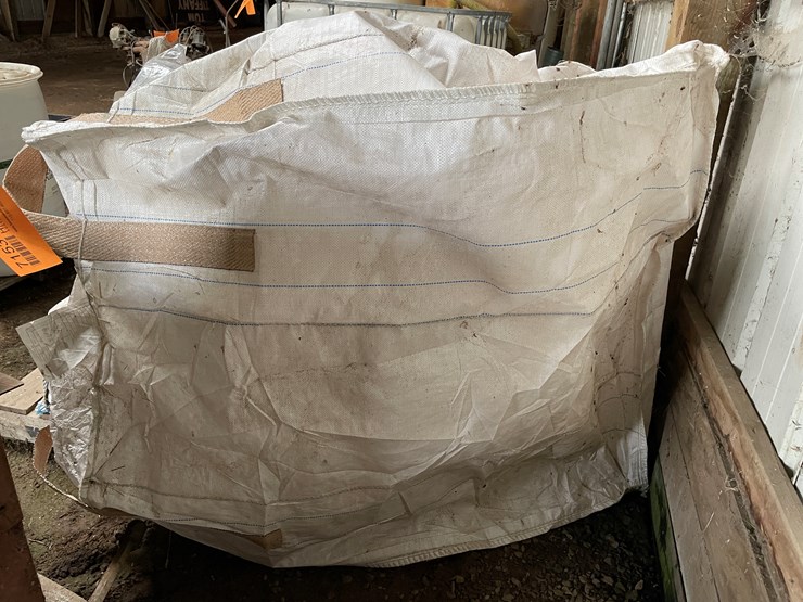 #7156-•-(2)-burlap-tote-bags-image-5