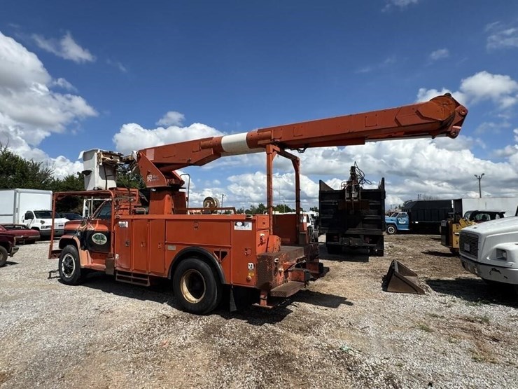 1986-chevrolet-c6v-bucket-truck-image-8