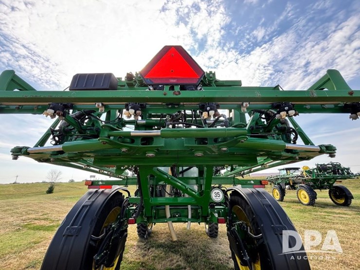 2019-john-deere-r4045-image-107