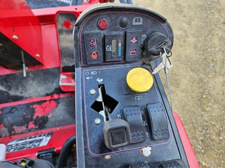 2015-toro-groundsmaster-4000d-image-30
