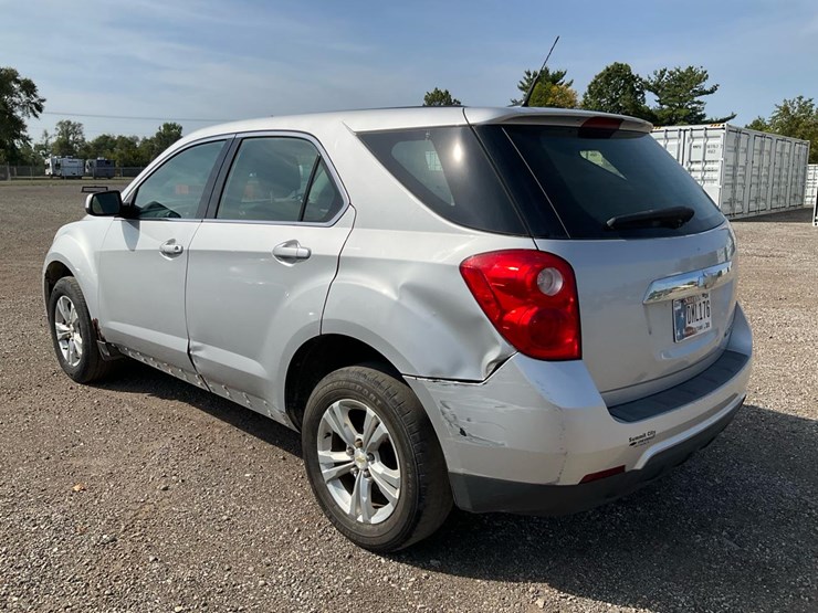 2010-chevrolet-equinox-ls-image-3