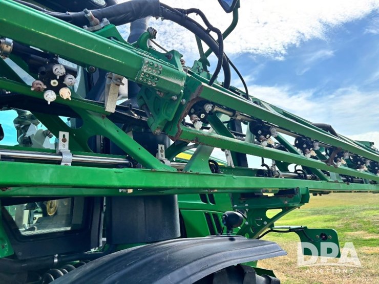 2019-john-deere-r4045-image-114