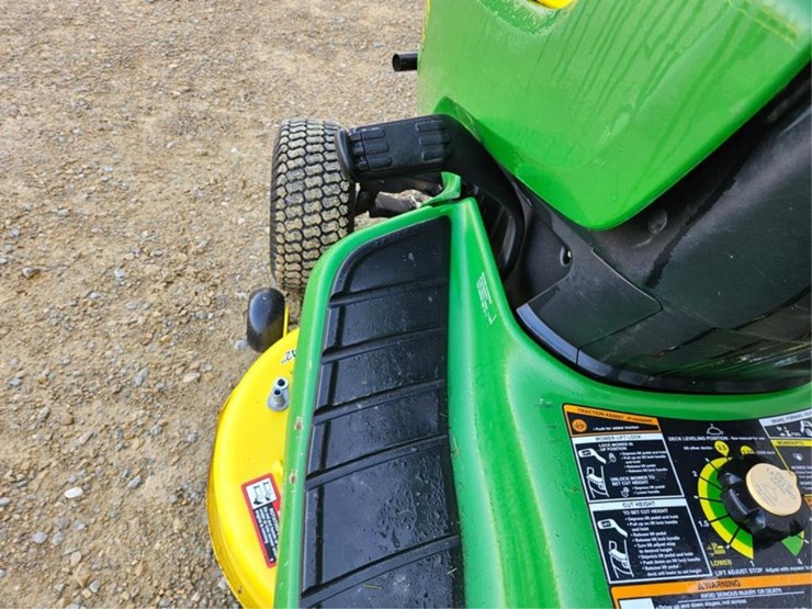 john-deere-x300-image-16