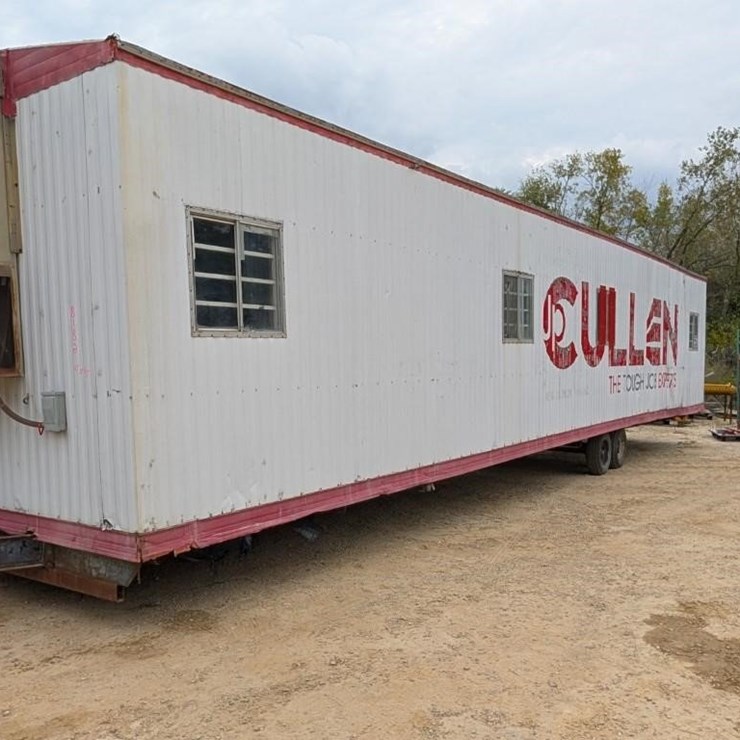 JOB TRAILER