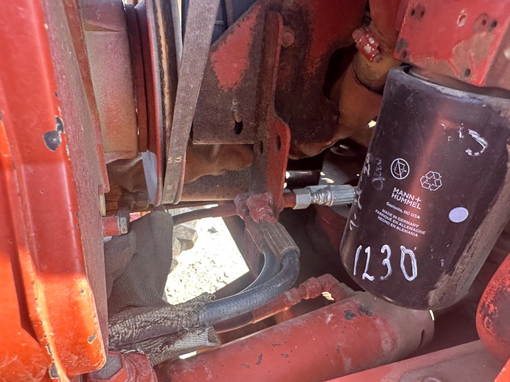 2004-ditch-witch-3700-image-34
