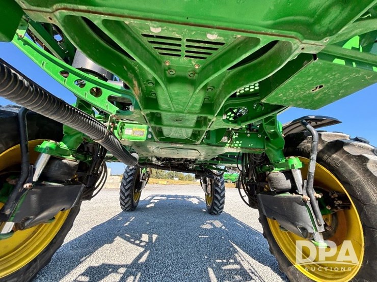 2014-john-deere-r4038-image-29