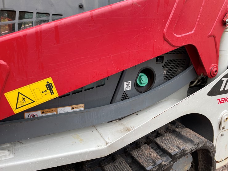 2020-takeuchi-tl10v2-image-13