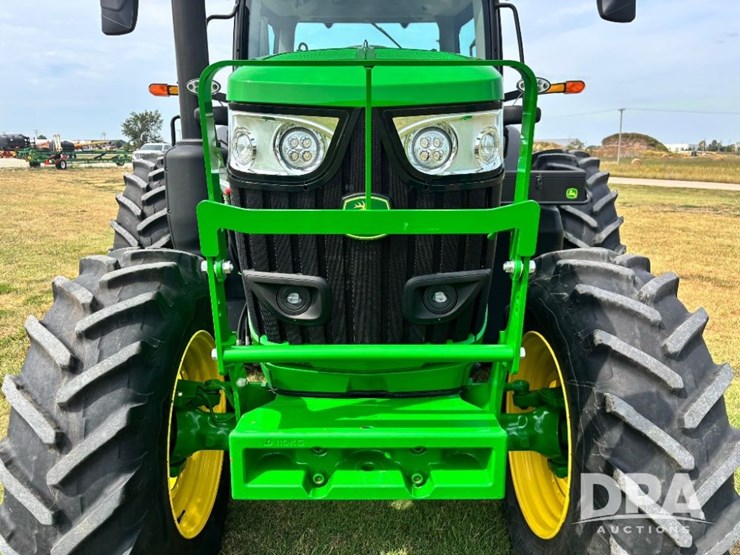 2023-john-deere-6r-175-image-32