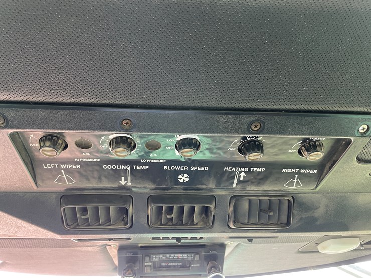 john-deere-4640-image-46