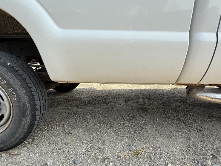 2013-ford-f350-image-27