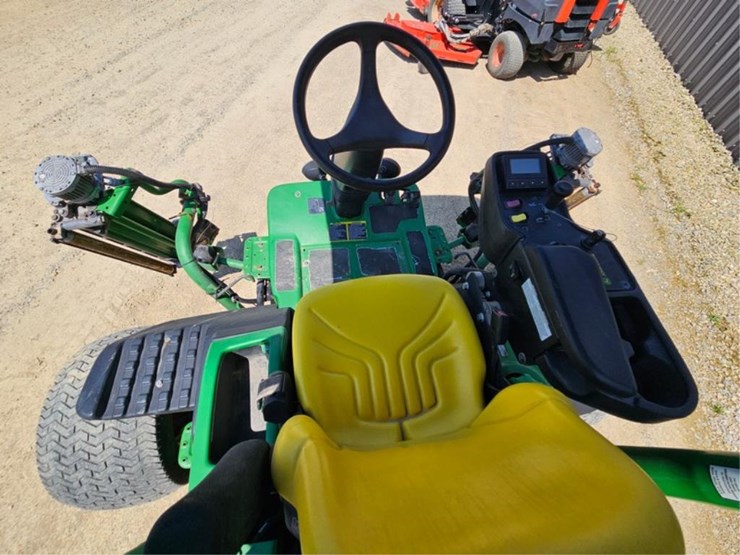 john-deere-7500-image-21