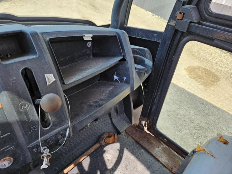 bobcat-2300-image-30