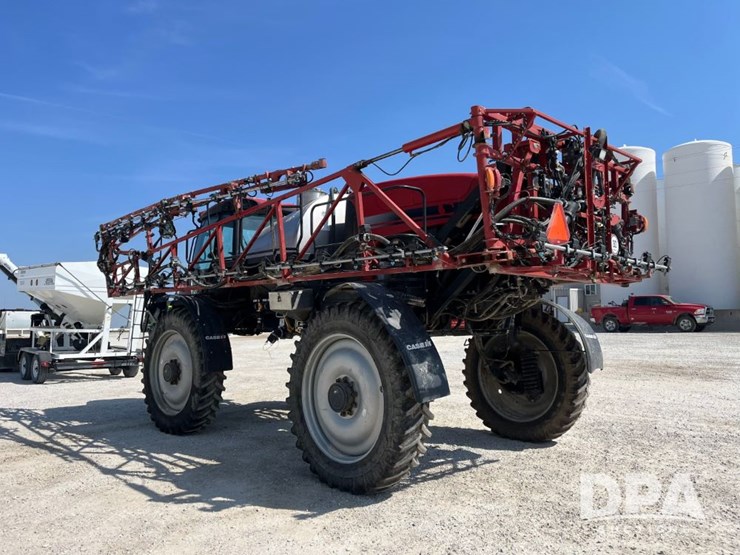 2016-case-ih-patriot-3340-image-10