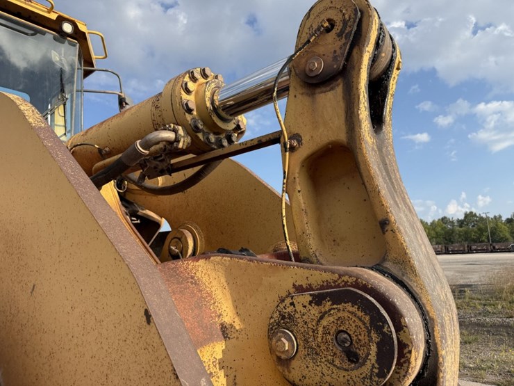 komatsu-wa600-image-49