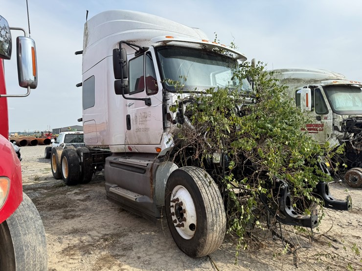 2012-international-prostar-image-3