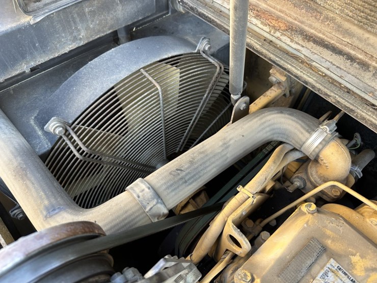 2001-caterpillar-m320-image-32