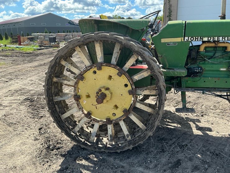 john-deere-2940-image-15