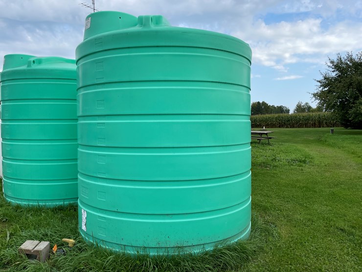 #7112-•-enduraplas-2500-gal-poly-liquid-tank-image-2