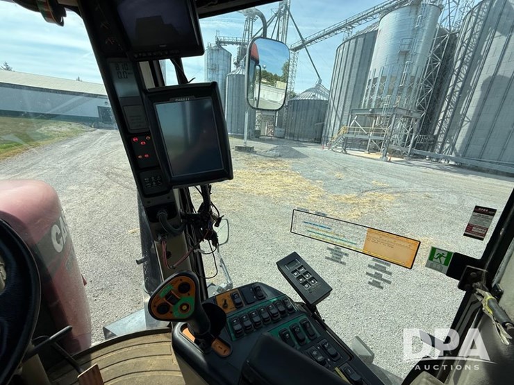 2010-case-ih-titan-3520-image-63