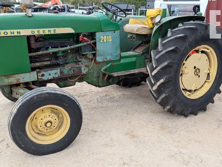 john-deere-2010-image-4