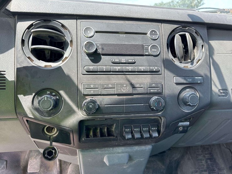 2015-ford-f350-image-13
