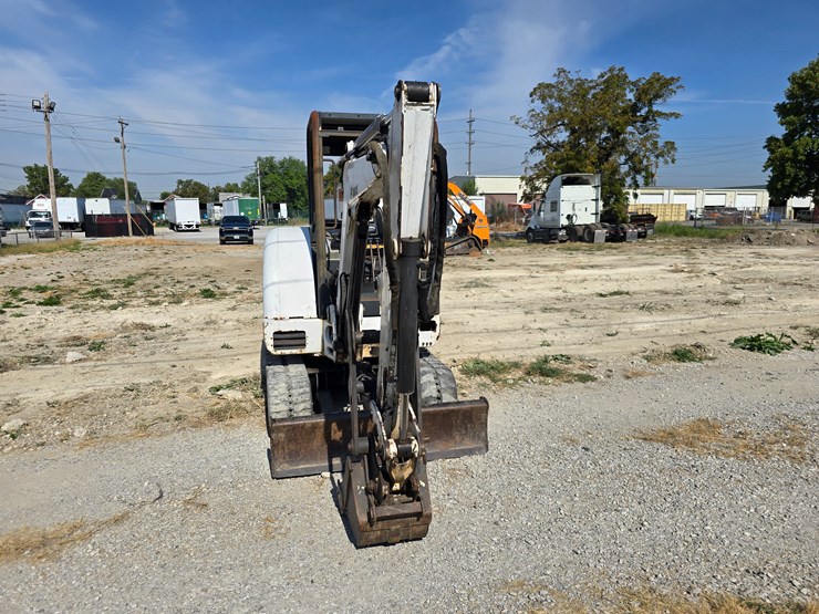 2003-bobcat-328d-image-38