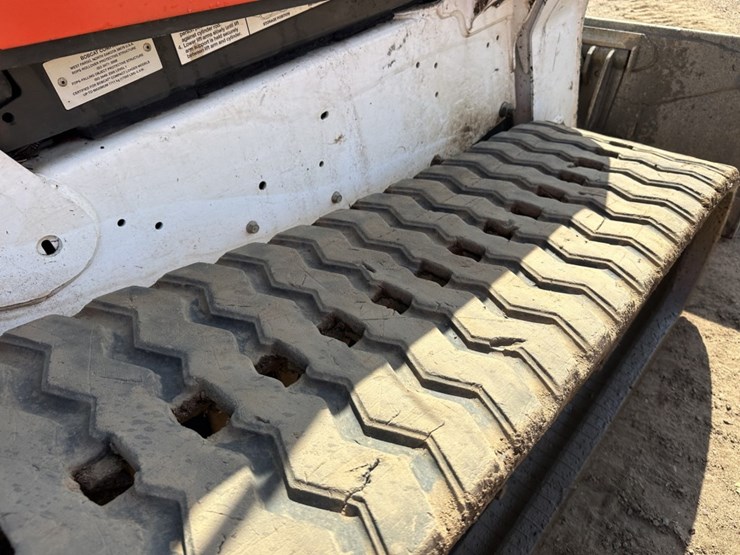 2019-bobcat-t650-image-40
