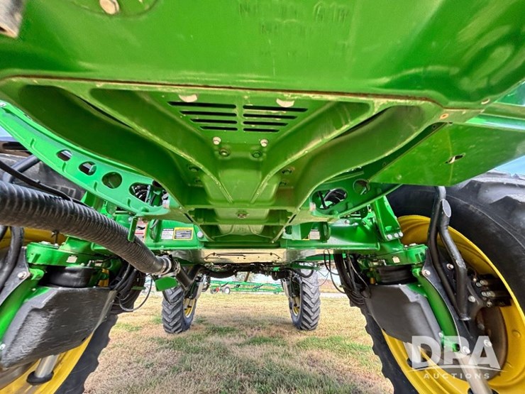 2019-john-deere-r4045-image-27