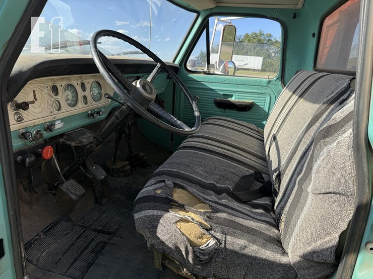 1968-ford-f600-image-25