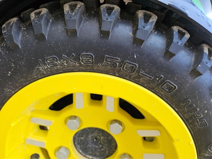 john-deere-x738-image-31