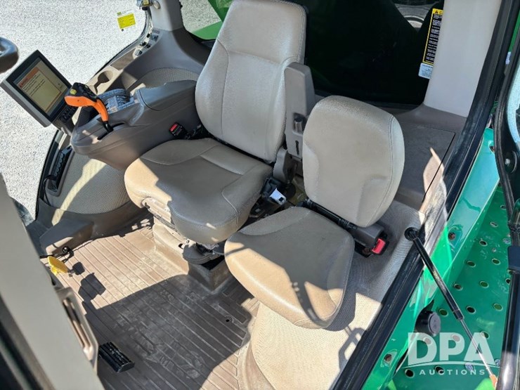 2019-john-deere-f4365-image-93