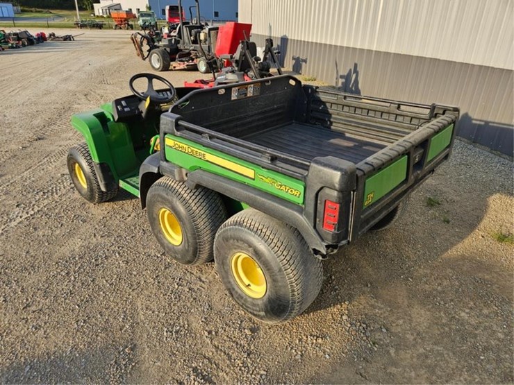john-deere-gator-image-3