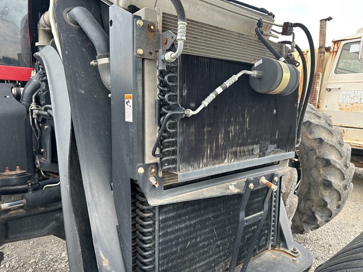 case-ih-340-image-48