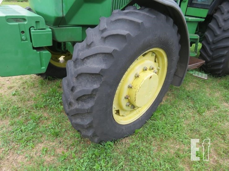 1989-john-deere-4755-image-10