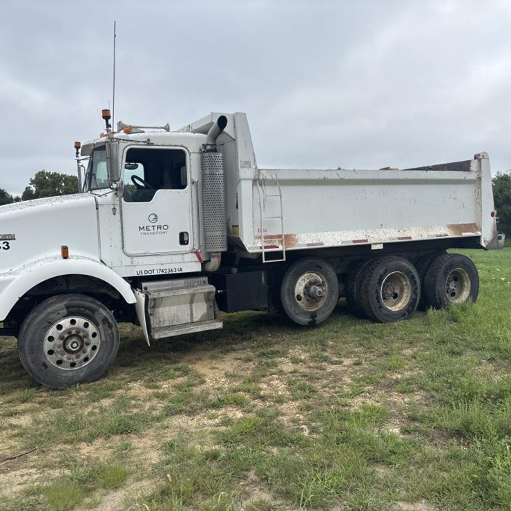 2004 KENWORTH T800