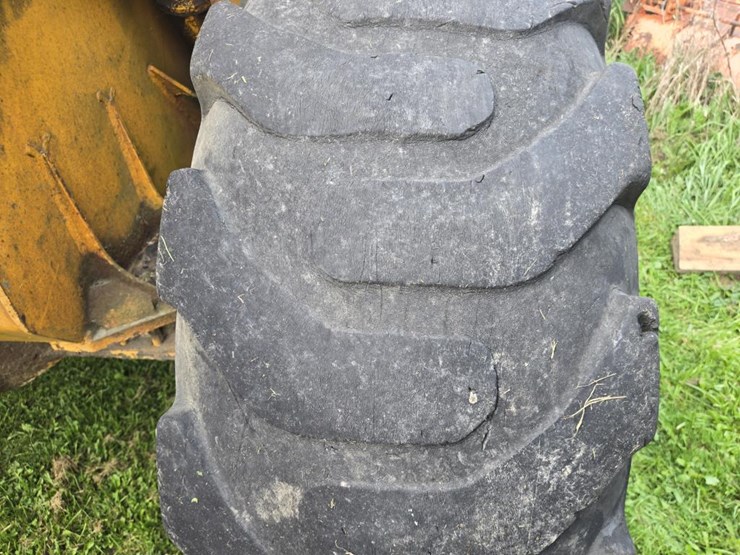 massey-ferguson-55c-image-43