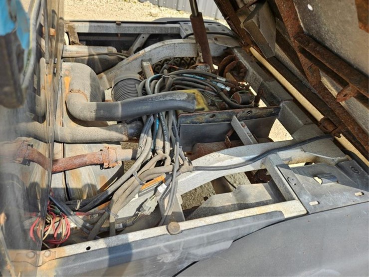 bobcat-2300-image-15