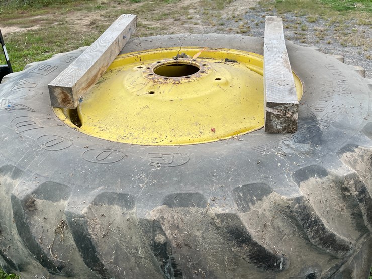 #7118-•-set-of-18.4-r38-bolt-on-dual-tractor-tires-image-10