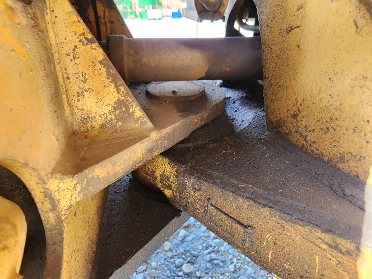 caterpillar-980b-image-34