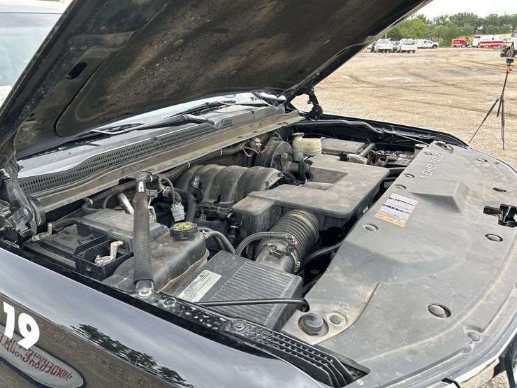 2019-chevrolet-tahoe-image-9